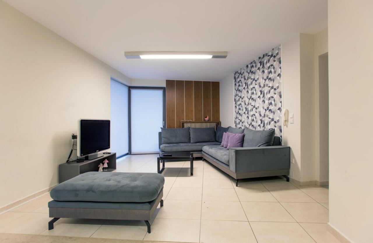 Spacious Fully Equipped 3Bd 2Bath Apt In The Heart Of City With Balconies Ac And Fast Wifi #1 Heraklion Exterior foto