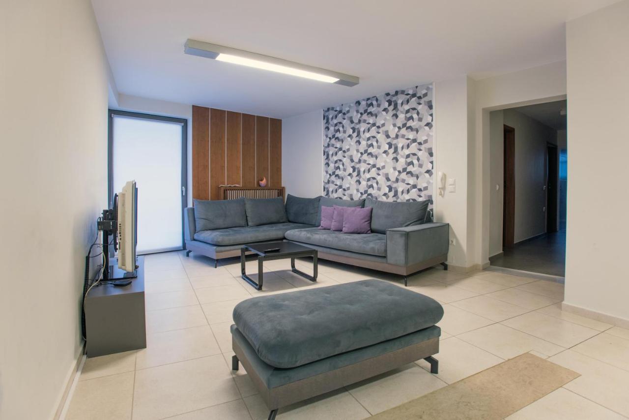 Spacious Fully Equipped 3Bd 2Bath Apt In The Heart Of City With Balconies Ac And Fast Wifi #1 Heraklion Exterior foto
